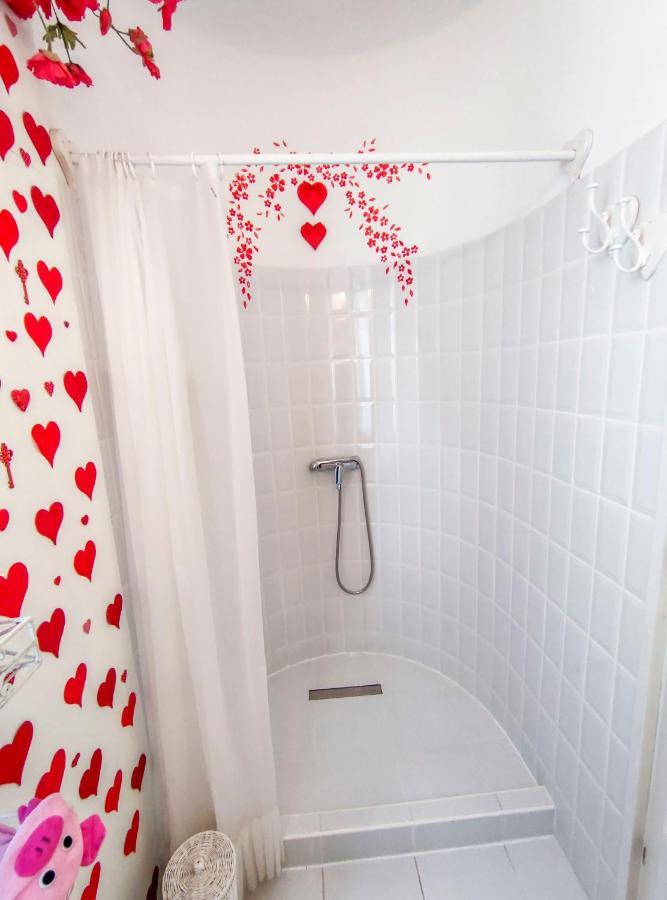 Feher Tulipan Apartman Hotel Debreţin Exterior foto