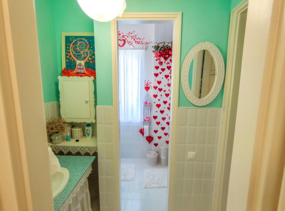 Feher Tulipan Apartman Hotel Debreţin Exterior foto