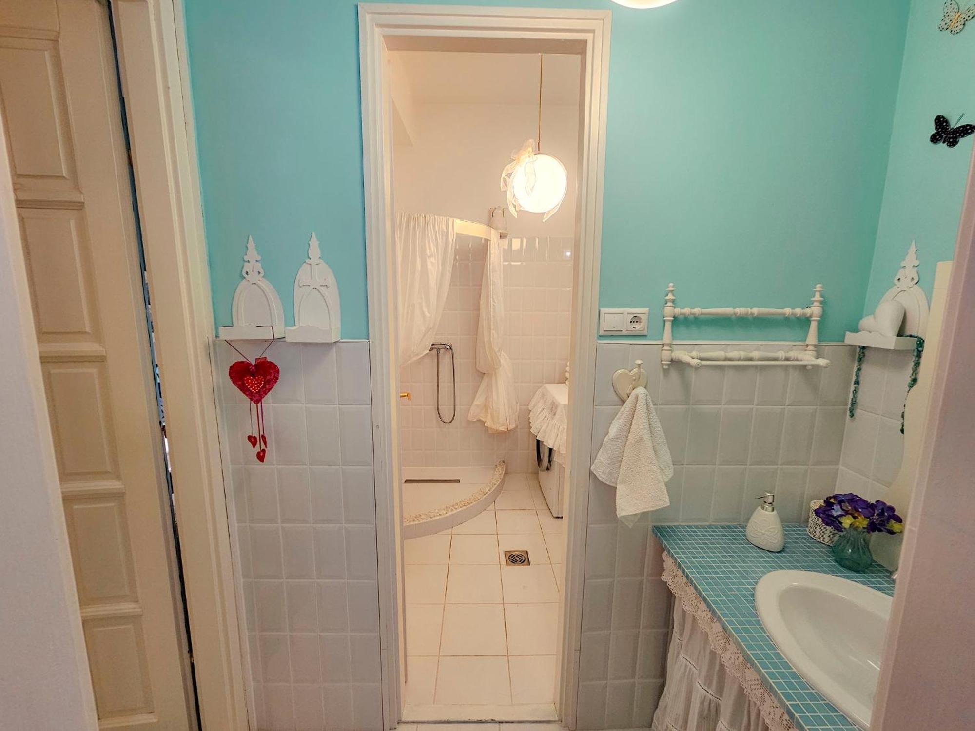 Feher Tulipan Apartman Hotel Debreţin Exterior foto