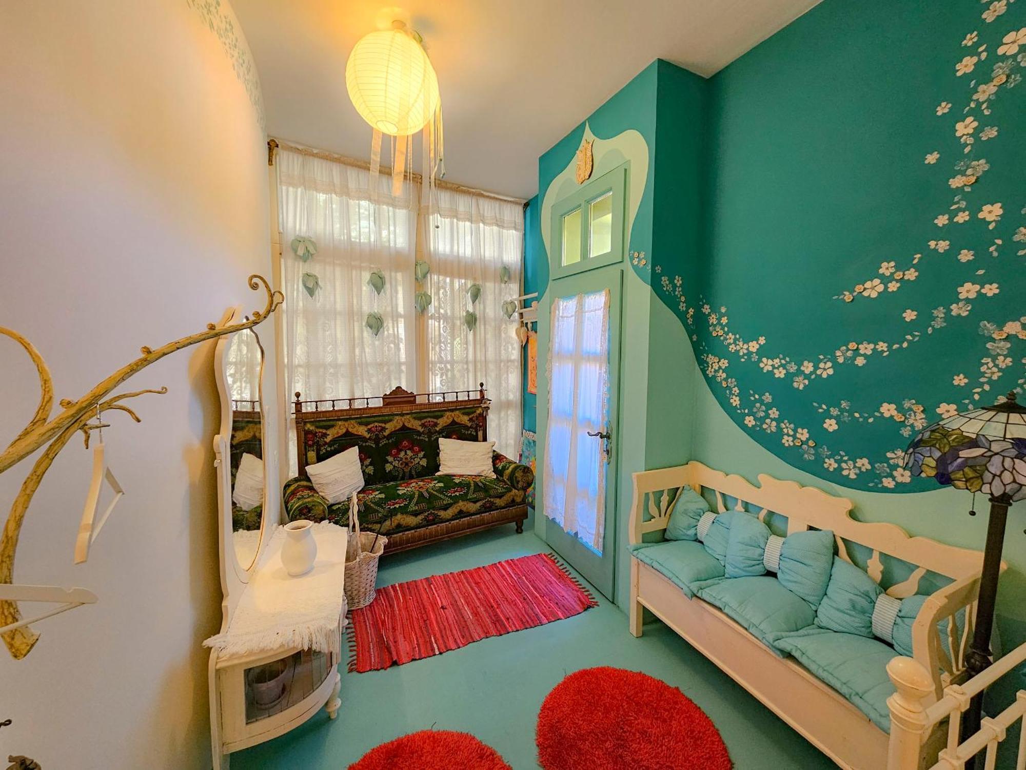 Feher Tulipan Apartman Hotel Debreţin Exterior foto