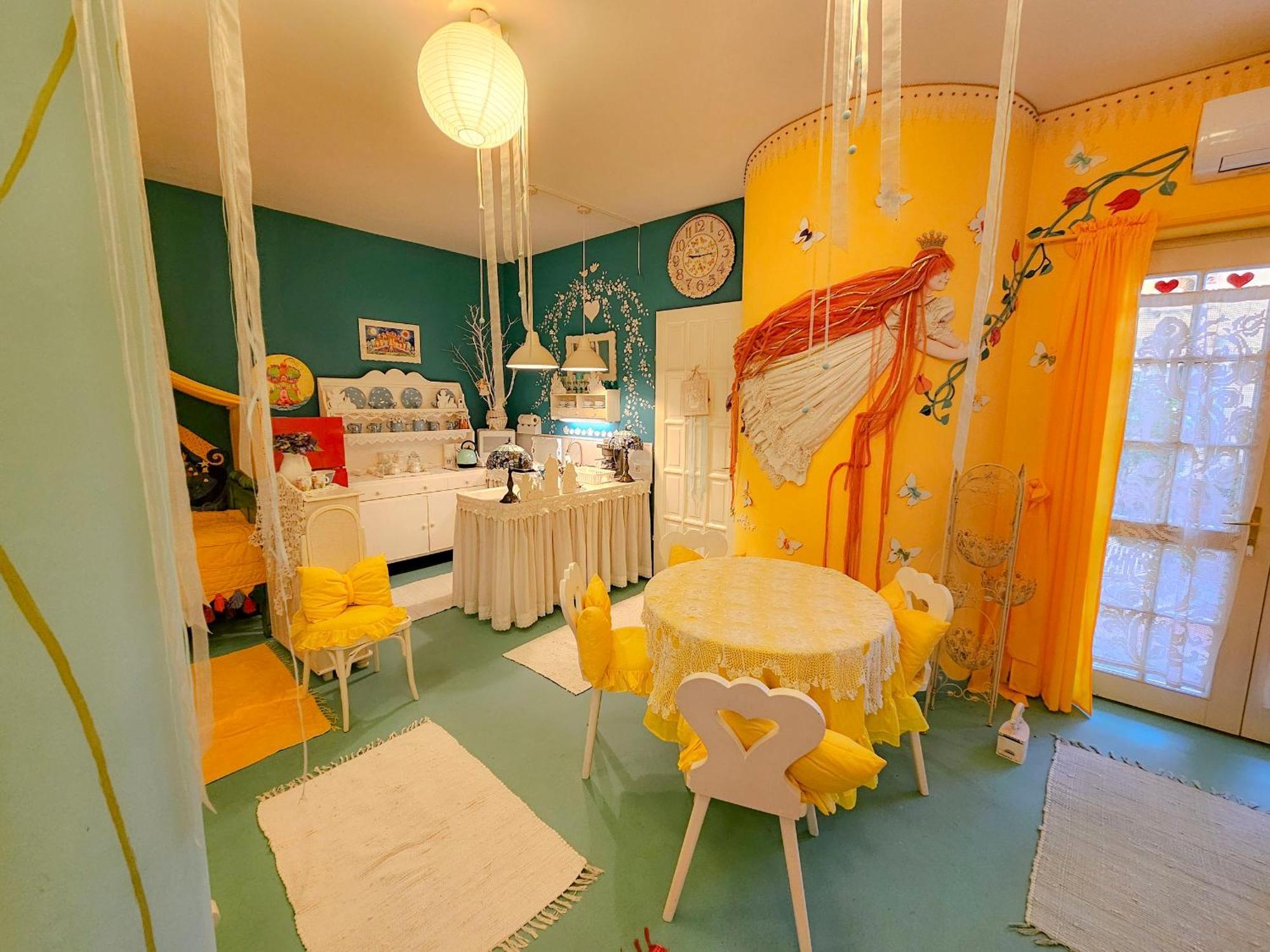 Feher Tulipan Apartman Hotel Debreţin Exterior foto